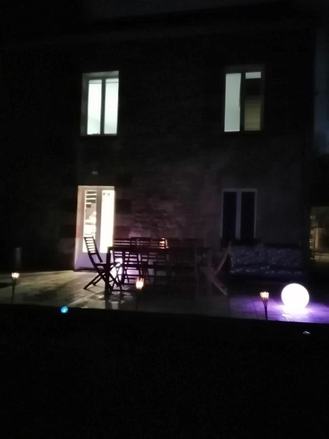 Au Repos Du Verger Couvrelles ภายนอก รูปภาพ